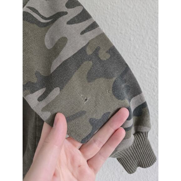 Toddler Vintage Army Camo Crewneck Licensed By SSI - Picture 5 of 7